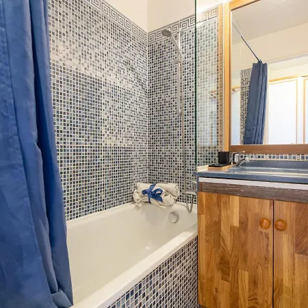 Studio Village Cap Esterel - Le Hameau-33 By Interhome